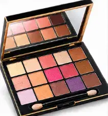आईशैडो पैलेट — Eyeshadow Palette